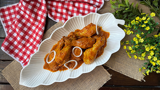 Photo of Flaming Hot Ghost Pepper Tomato Chicken Curry