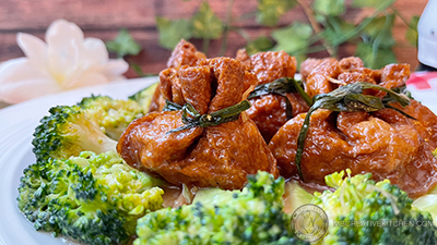 Five Prosperity Pouch With Broccoli